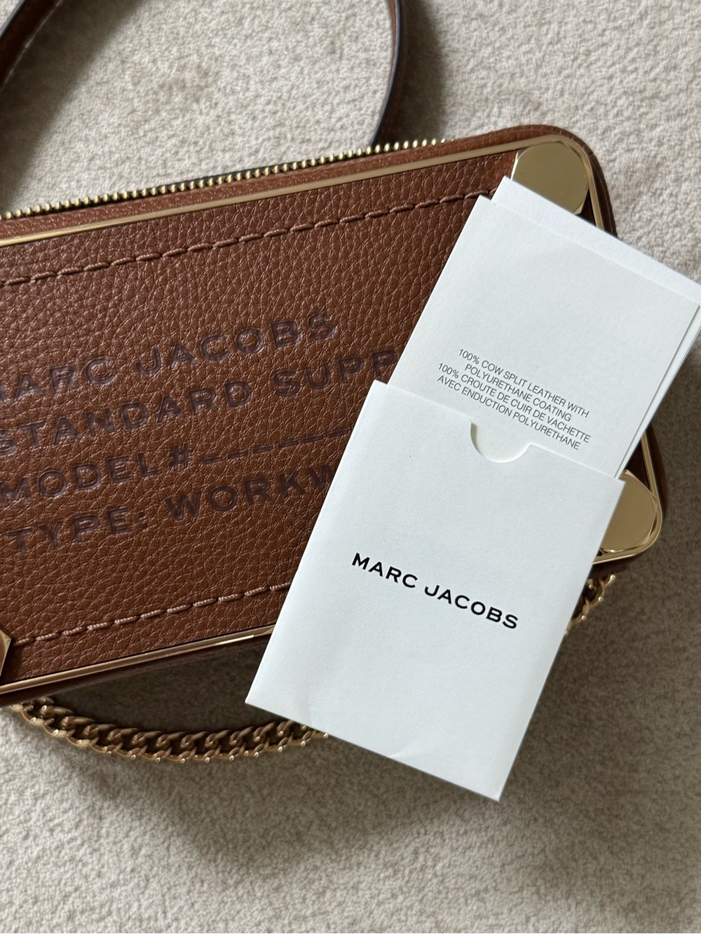 Marc Jacobs Brown Leather Crossbody Card Case with Gold Hardware - Picture 6 of 8